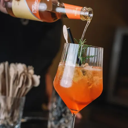 أبارتيمينتس سبيليوخ باي أونترليرشير